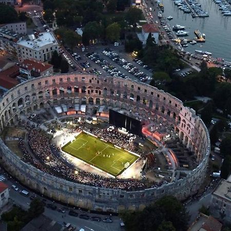 Apartman Adriatic Пула Экстерьер фото