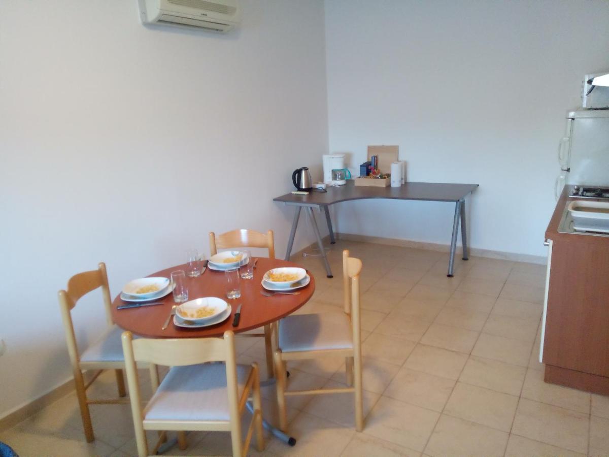 Apartman Adriatic Пула Экстерьер фото