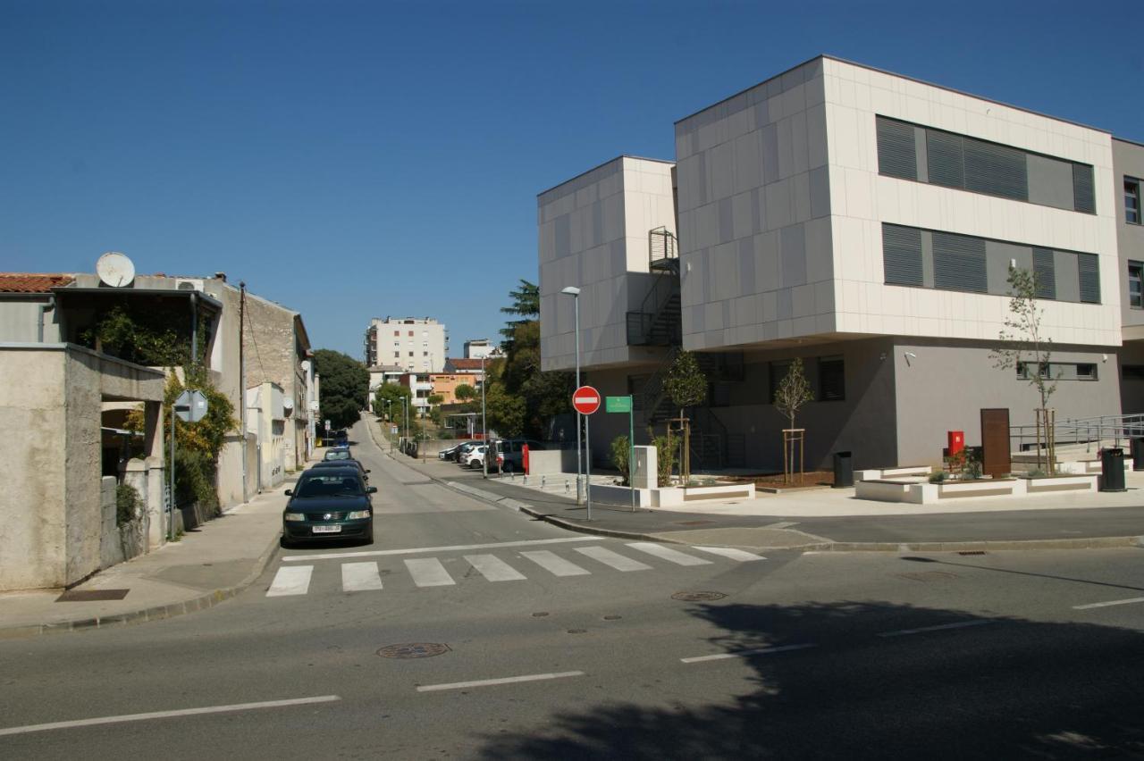 Apartman Adriatic Пула Экстерьер фото