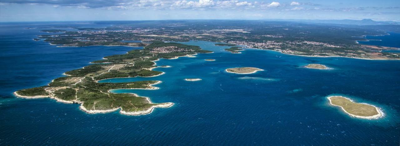 Apartman Adriatic Пула Экстерьер фото